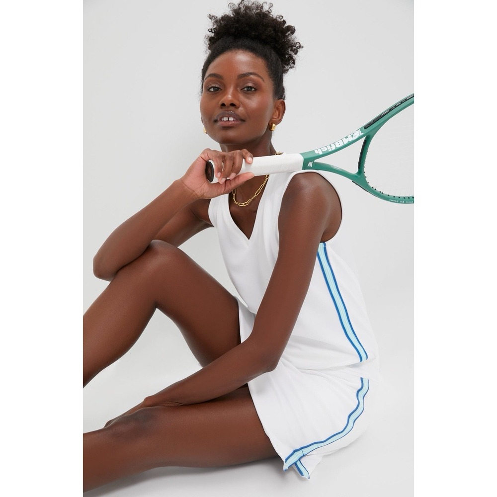 NWT! Tuckernuck Sport White Pique Meyer V-Neck Tennis Tank Top Activewear M